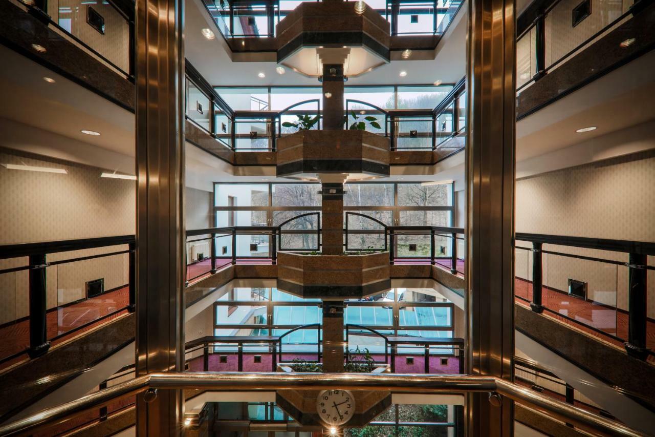 Hotel Belweder Ustron Exterior photo Interior of the hotel